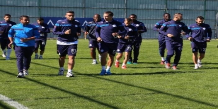 Rizespor Fenerbahçe'ye hazırlanıyor