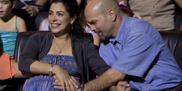 Kübalı casus, eşini 'uzaktan kumanda' ile hamile bıraktı