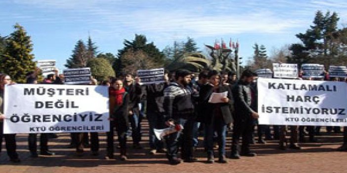 Trabzon'da harç protestosu