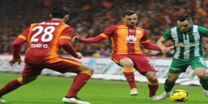 Galatasaray beraberliğe sevindi