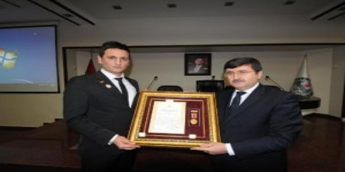 Trabzonlu Gazi'ye madalya