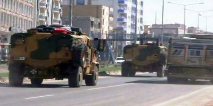 Silopi'de sınır birliklerine askeri sevkiyat yapıldı