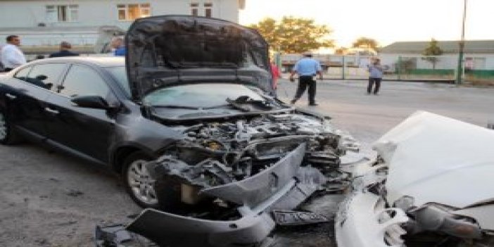 CHP'li başkanın makam otomobili kaza yaptı!