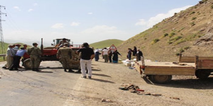 Römorklu traktör devrildi: 29 yaralı