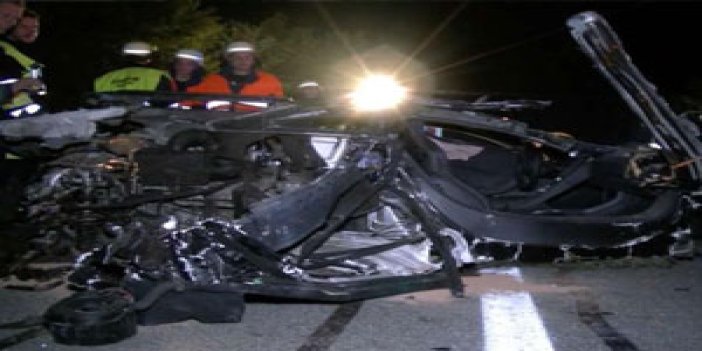 71 Yaşındaki sürücü 240 km hızla kaza yaptı