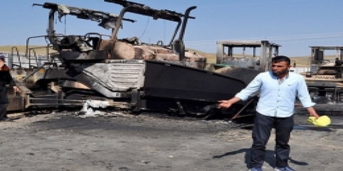 Teröristler Erzurum'da 8 aracı yaktı