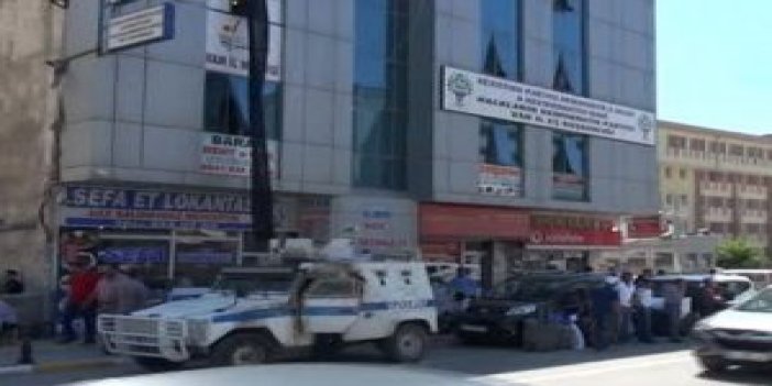 Van'da HDP binasına saldırı iddiası polisi alarma geçirdi