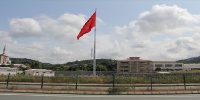 Trabzon'a dev bayrak!