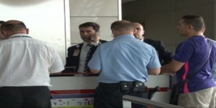Atatürk Havalimanı’nda ilginç olay ! Uçağın peşinden koştu