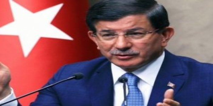 Başbakan Davutoğlu görevi iade etti