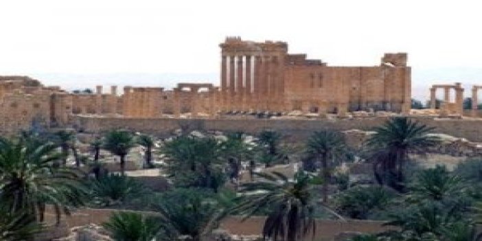 IŞİD Palmira'da antik tapınağı havaya uçurdu
