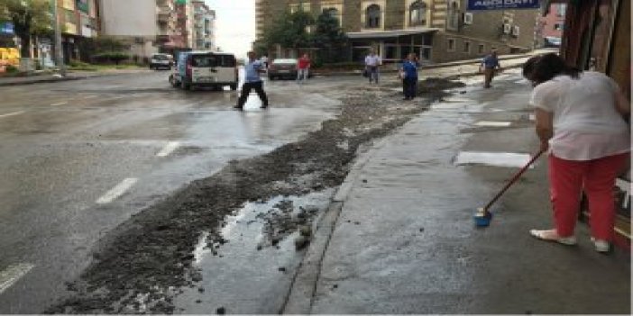 Yağmur bir mahalleyi, "Belediye - Aksadoğal" ile vurdu