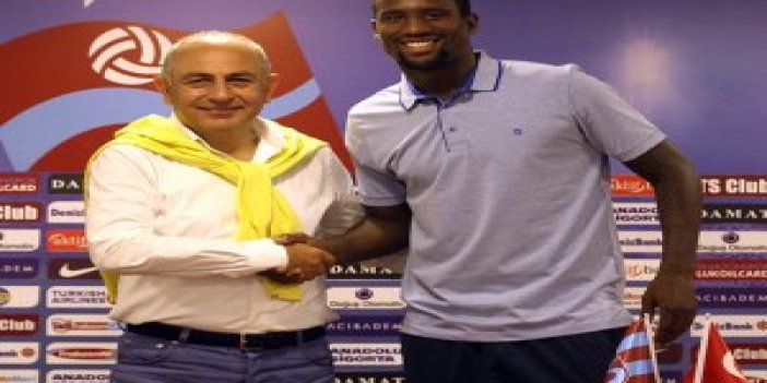 Trabzonspor Douglas ile sözleşme imzaladı
