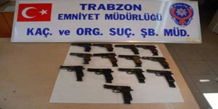 Trabzon'da 13 kaçak silah!