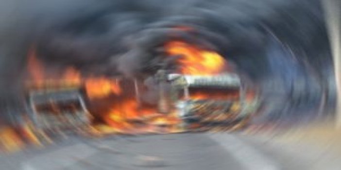 PKK 3 aracı ateşe verdi