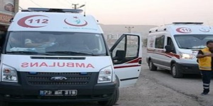 Cizre'de teröristler ambulans yağmaladı