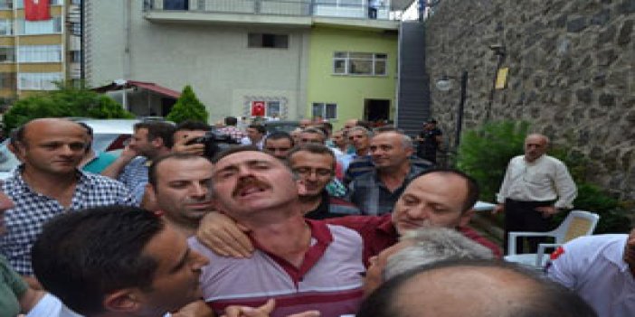 Trabzon'da şehit evine ziyaretçi akını!