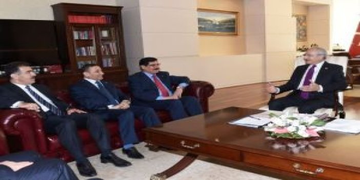 Kılıçdaroğlu Kuzey Irak heyetiyle görüştü