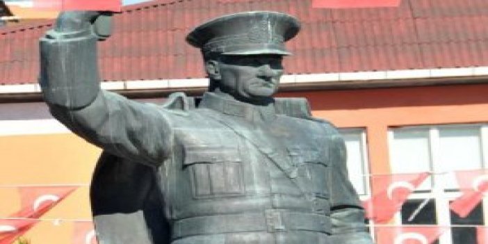 Rize'de Atatürk heykeli için referandum