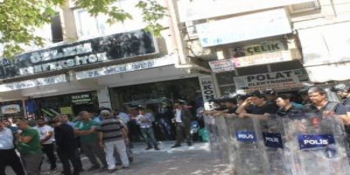 DBP ve İHD’ye polis baskını: 10 gözaltı