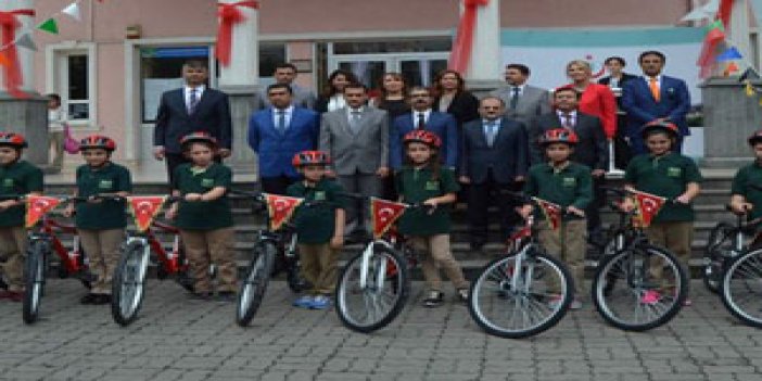 Trabzon'da obezite ile mücadele için bisiklet dağıtıldı!