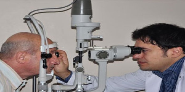 Trabzon'da dikişsiz göz ameliyatı başladı!