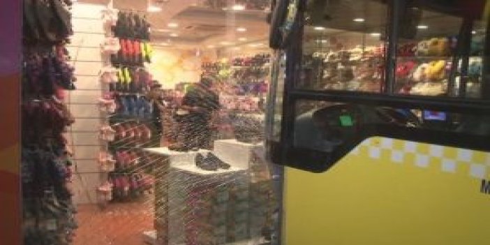 Gaz pedalı tutukluk yapan otobüs mağazaya girdi