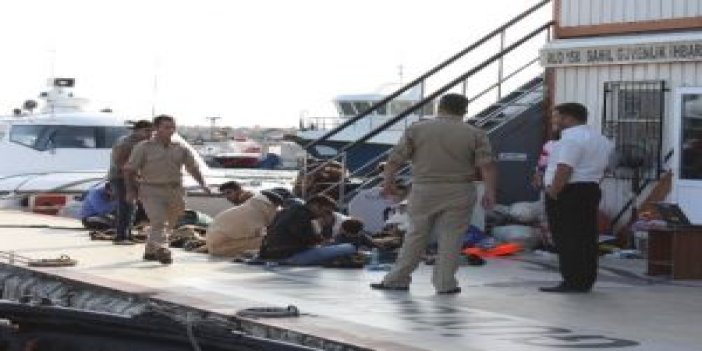 Kaçak göçmen teknesi battı: 3 kişi kayıp