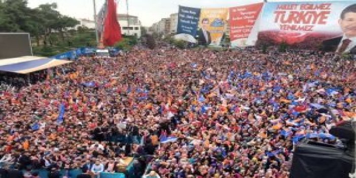 Davutoğlu: "Bu millet teröre boyun eğmeyecektir"