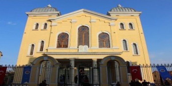 Balkanların En Büyük Sinagogunda Bir İlk Daha