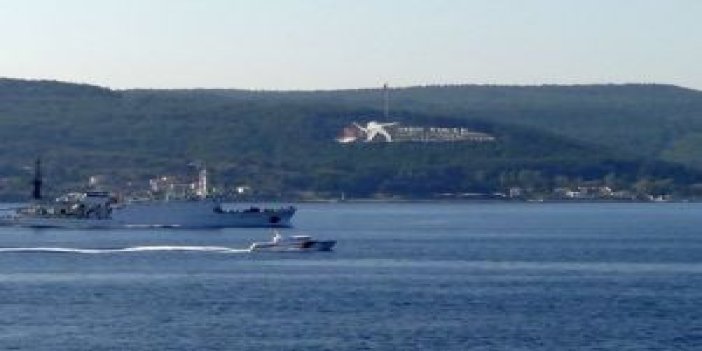 Rus savaş gemisi Boğaz’dan geçti