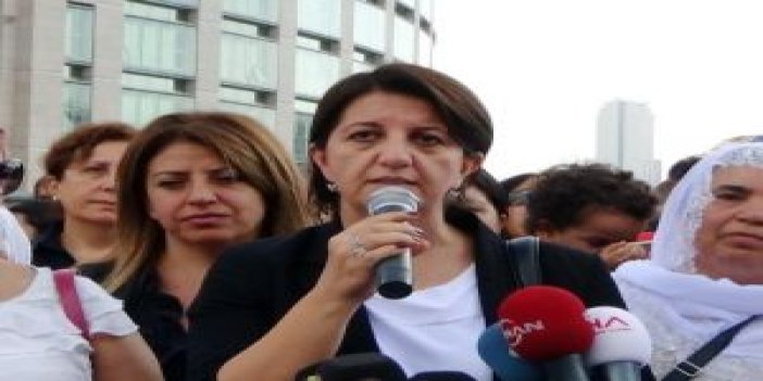 HDP’li vekillerden Tahir Elçi’ye destek