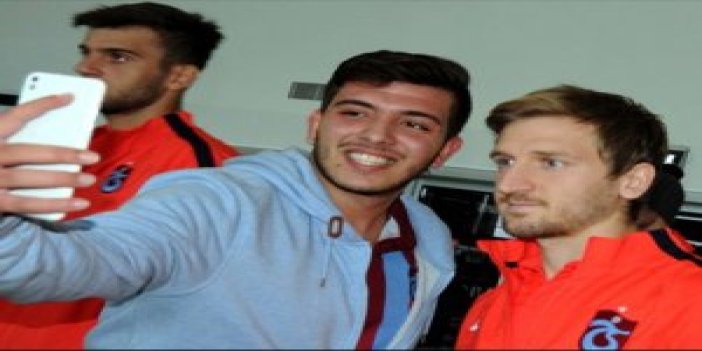 Trabzonspor'u Sivas'ta bir taraftar karşıladı