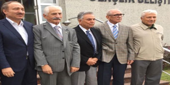 Trabzonspor'un 5 başkanı bir arada