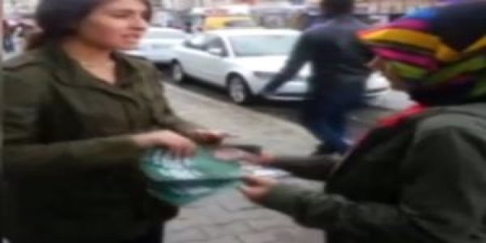 AK Parti broşürü dağıtan kızlara saldırıya suç duyurusu