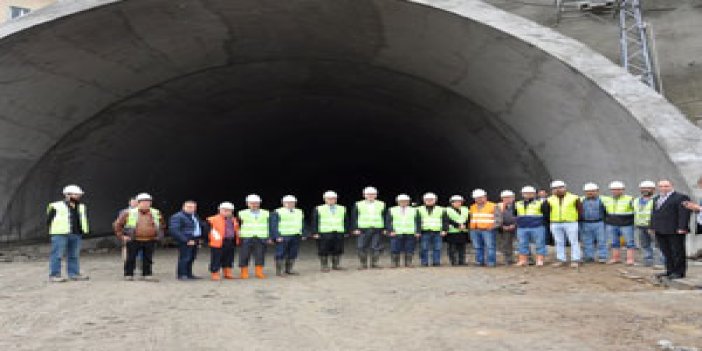 "Akyazı Tüneli Trabzon büyük katkı sağlayacak"