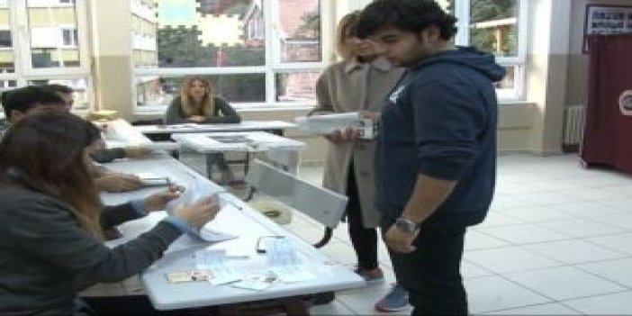 İstanbul’da oy verme işlemi başladı