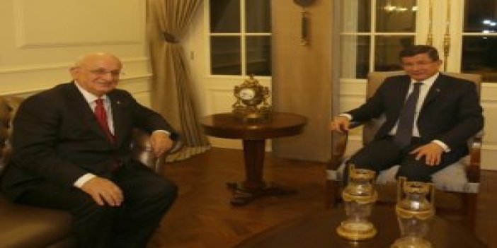Davutoğlu AK Parti Meclis Başkan Adayı ile görüştü