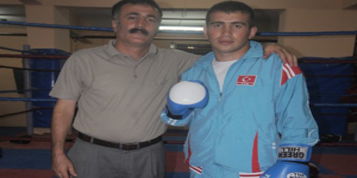Avrupa'da Trabzonlu 3 boksör