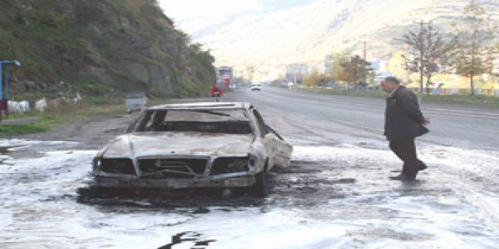 Trabzon'da LPG'li otomobil yandı