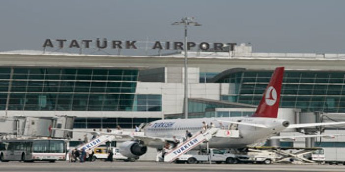Atatürk Havalimanı'nda polis alarma geçti!
