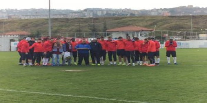 Taraftardan Trabzonspor'a baklavalı destek