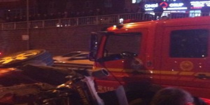Trabzon'da araç hurdaya döndü 3 yaralı!