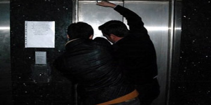 Trabzon'da hastanede asansör esareti