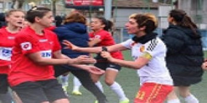 Trabzon'da bayanlar maçında ortalık karıştı