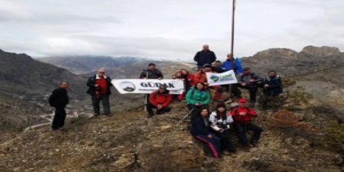 Trabzon ve Gümüşhaneli dağcılardan ortak yürüyüş