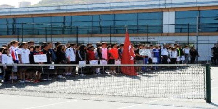 25 ilden 204 tenisçi Trabzon'da yarışıyor