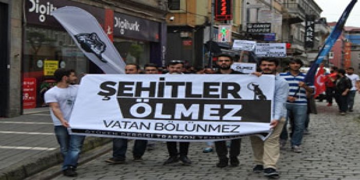 Trabzon'da teröre tepki yürüyüşü