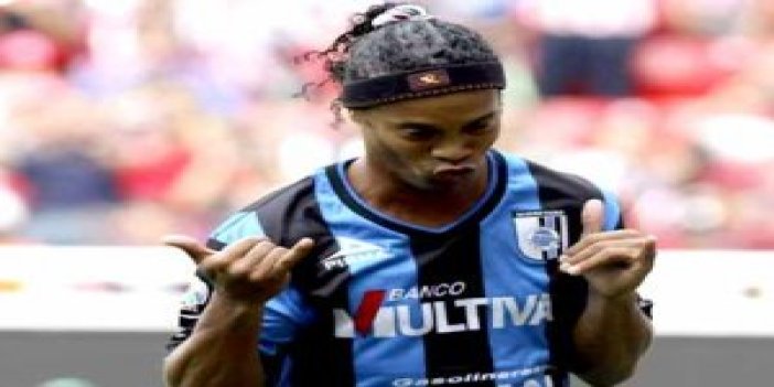 Ronaldinho ile ilgili flaş iddia!