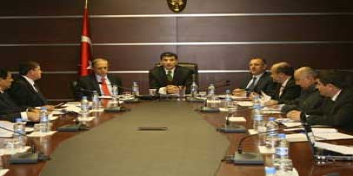 3 ilin valisi Trabzon'da buluştu